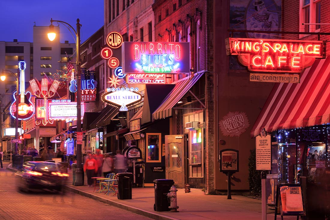 Blues clubs on Beale Street, Memphis, USA
